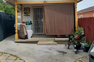 830 N Humphreys Ave, East Los Angeles, CA 90022 - Photo 19