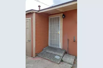 830 N Humphreys Avenue, East Los Angeles, CA 90022 - Photo 3