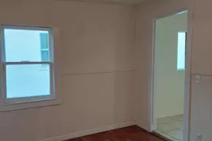 830 N Humphreys Ave, East Los Angeles, CA 90022 - Photo 9