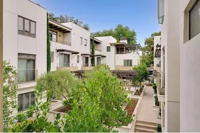 239 S Marengo Avenue #201, Pasadena, CA 91101 - Photo 5