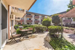 5585 E Pacific Coast Hwy, Long Beach, CA 90804 - Photo 11