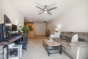 5585 E Pacific Coast Hwy, Long Beach, CA 90804 - Photo 3