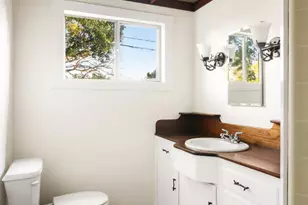 126 E 4th St, Ontario, CA 91764 - Photo 37