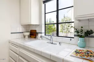 249 Alpine Street, Pasadena, CA 91106 - Photo 15