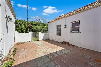 3273 Country Club Drive, Los Angeles, CA 90019 - Photo 25