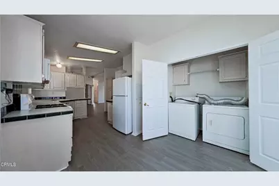 19127 Pioneer Boulevard #45, Cerritos, CA 90703 - Photo 17