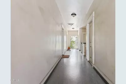 421 N Euclid Avenue, Pasadena, CA 91101 - Photo 5