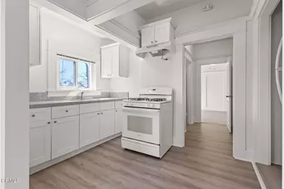 421 N Euclid Avenue, Pasadena, CA 91101 - Photo 11