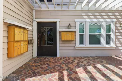 421 N Euclid Avenue, Pasadena, CA 91101 - Photo 3