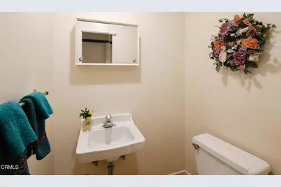 5703 Catherwood Drive, La Canada Flintridge, CA 91011 - Photo 37