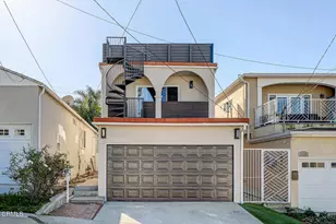 1202 1st St, Hermosa Beach, CA 90254 - Photo 1