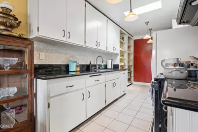 125 S Sierra Madre Boulevard #304, Pasadena, CA 91107 - Photo 9