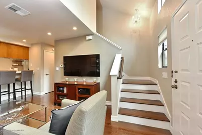 279 E Glenarm Street #10, Pasadena, CA 91106 - Photo 5