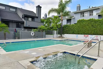 279 E Glenarm Street #10, Pasadena, CA 91106 - Photo 11