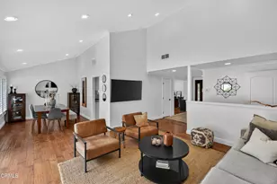 9325 9327 La Shell Dr, Tujunga, CA 91042 - Photo 9