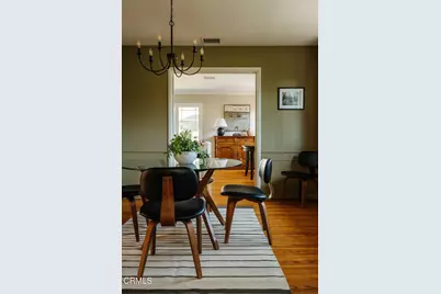 1300 Meadowbrook Road, Altadena, CA 91001 - Photo 11