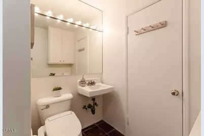 1300 Meadowbrook Road, Altadena, CA 91001 - Photo 29