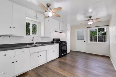 132 Poinsettia Avenue, Monrovia, CA 91016 - Photo 5