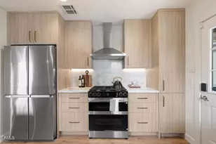 1281 Meadowbrook Rd, Altadena, CA 91001 - Photo 11