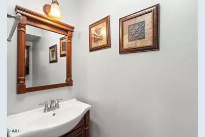 9503 Via Venezia, Burbank, CA 91504 - Photo 9