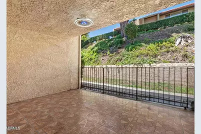 9503 Via Venezia, Burbank, CA 91504 - Photo 15