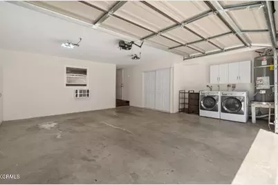 9503 Via Venezia, Burbank, CA 91504 - Photo 17