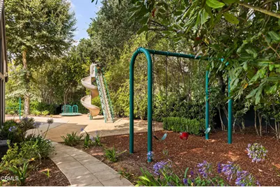860 Flintridge Avenue, La Canada Flintridge, CA 91011 - Photo 25