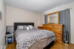 132 Poinsettia Ave, Monrovia, CA 91016 - Photo 35