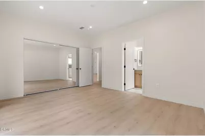 17254 Warrington Drive, Los Angeles, CA 91344 - Photo 33