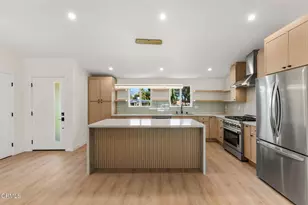 17254 Warrington Dr, Los Angeles, CA 91344 - Photo 15