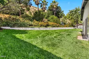 17254 Warrington Dr, Los Angeles, CA 91344 - Photo 43