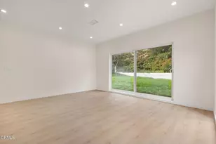 17254 Warrington Dr, Los Angeles, CA 91344 - Photo 11