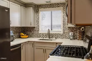 9241 Park St, Bellflower, CA 90706 - Photo 11