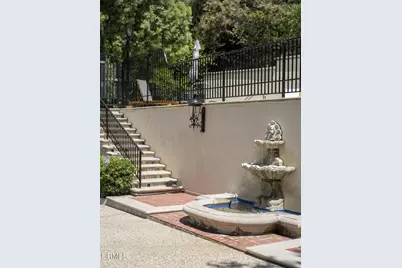 52 N Arroyo Boulevard, Pasadena, CA 91105 - Photo 31