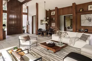 1279 Chateau Rd, Pasadena, CA 91105 - Photo 7