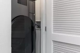 2222 Strata Ln, Los Angeles, CA 90041 - Photo 29