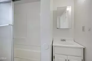 1032 S Westlake Ave, Los Angeles, CA 90006 - Photo 37