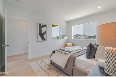 3874 W Point Drive, Los Angeles, CA 90065 - Photo 21