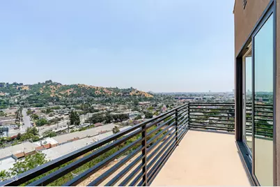 3874 W Point Drive, Los Angeles, CA 90065 - Photo 27