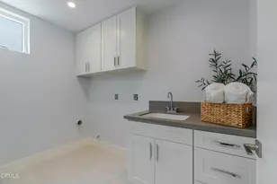 3874 W Point Dr, Los Angeles, CA 90065 - Photo 19