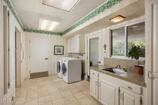 4019 Forest Hill Dr, La Canada Flintridge, CA 91011 - Photo 37