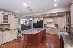 20530 Lisa Gail Dr, Santa Clarita, CA 91350 - Photo 13