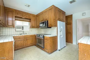 1324 Loreto Dr, Glendale, CA 91207 - Photo 7