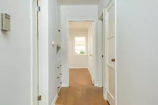 1324 Loreto Dr, Glendale, CA 91207 - Photo 11