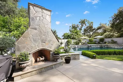 555 Meadow Grove Street, La Canada Flintridge, CA 91011 - Photo 65