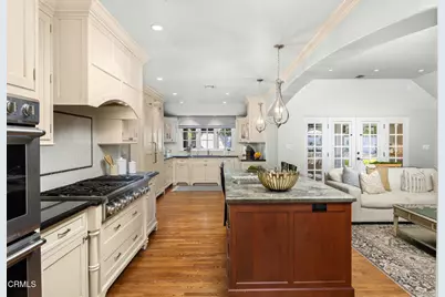 555 Meadow Grove Street, La Canada Flintridge, CA 91011 - Photo 23