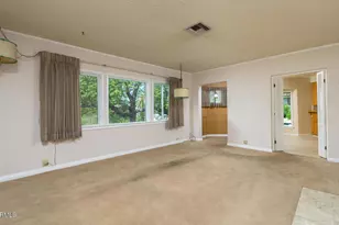 6469 Day St, Tujunga, CA 91042 - Photo 11