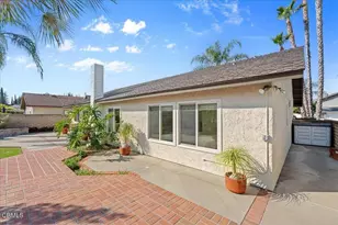 25530 Meadow Mont St, Valencia, CA 91355 - Photo 27
