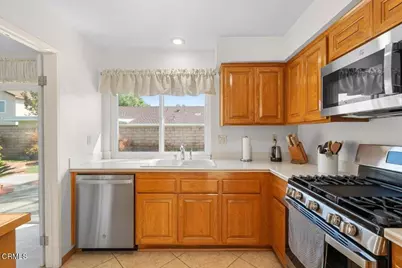 25530 Meadow Mont Street, Valencia, CA 91355 - Photo 13