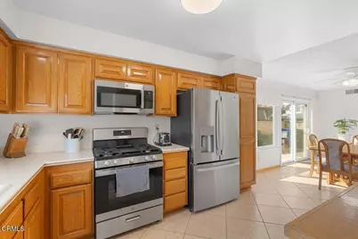 25530 Meadow Mont Street, Valencia, CA 91355 - Photo 15